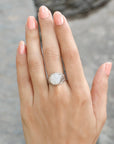 Chic Leaf Embedded Moonstone with Silver 925 Ring