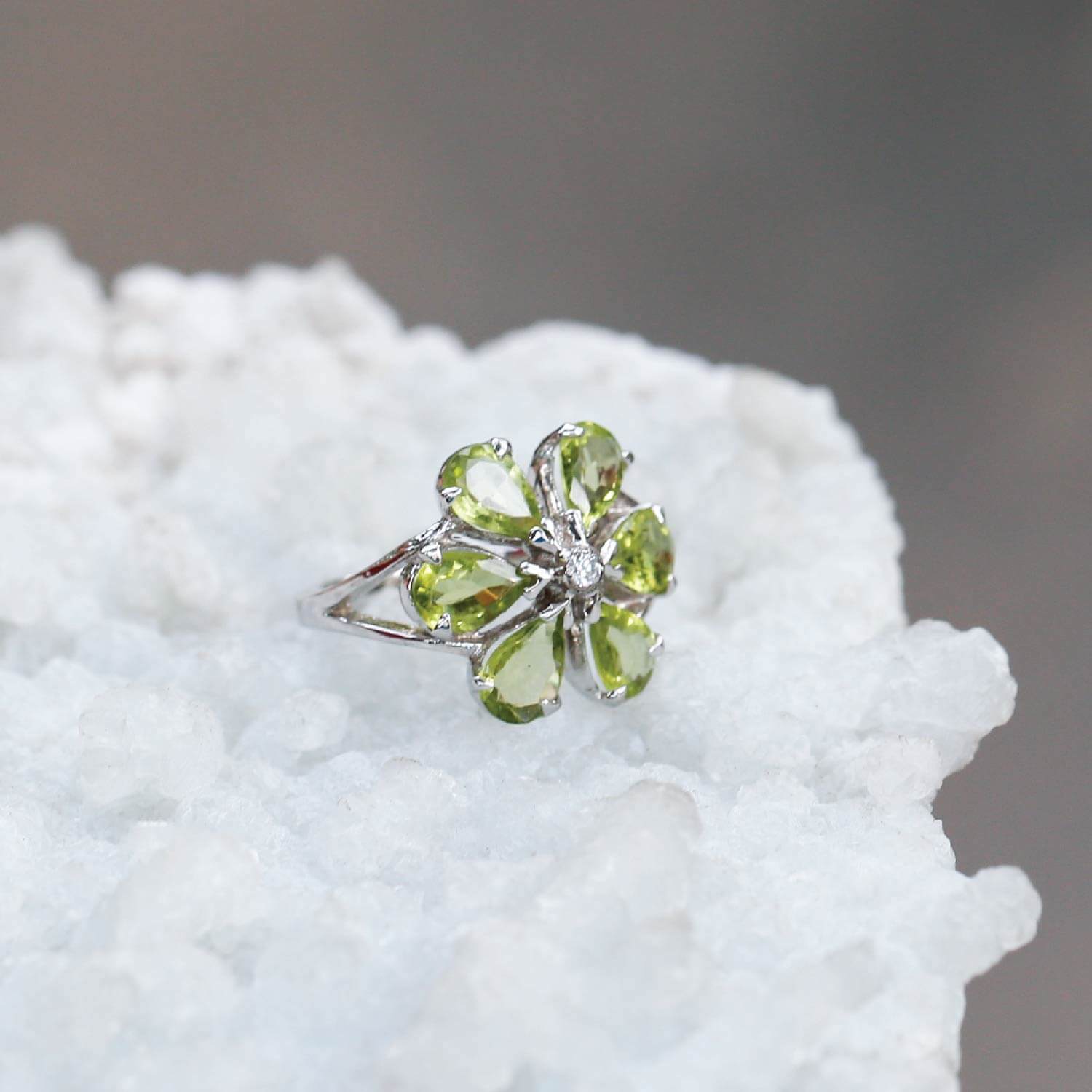 Jack Peridot Silver 925 Ring