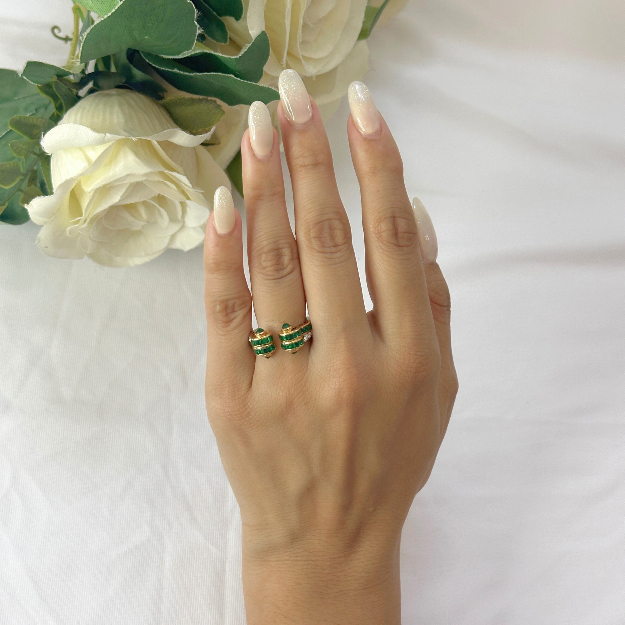 Contemporary Art Deco Emerald Diamond Ring