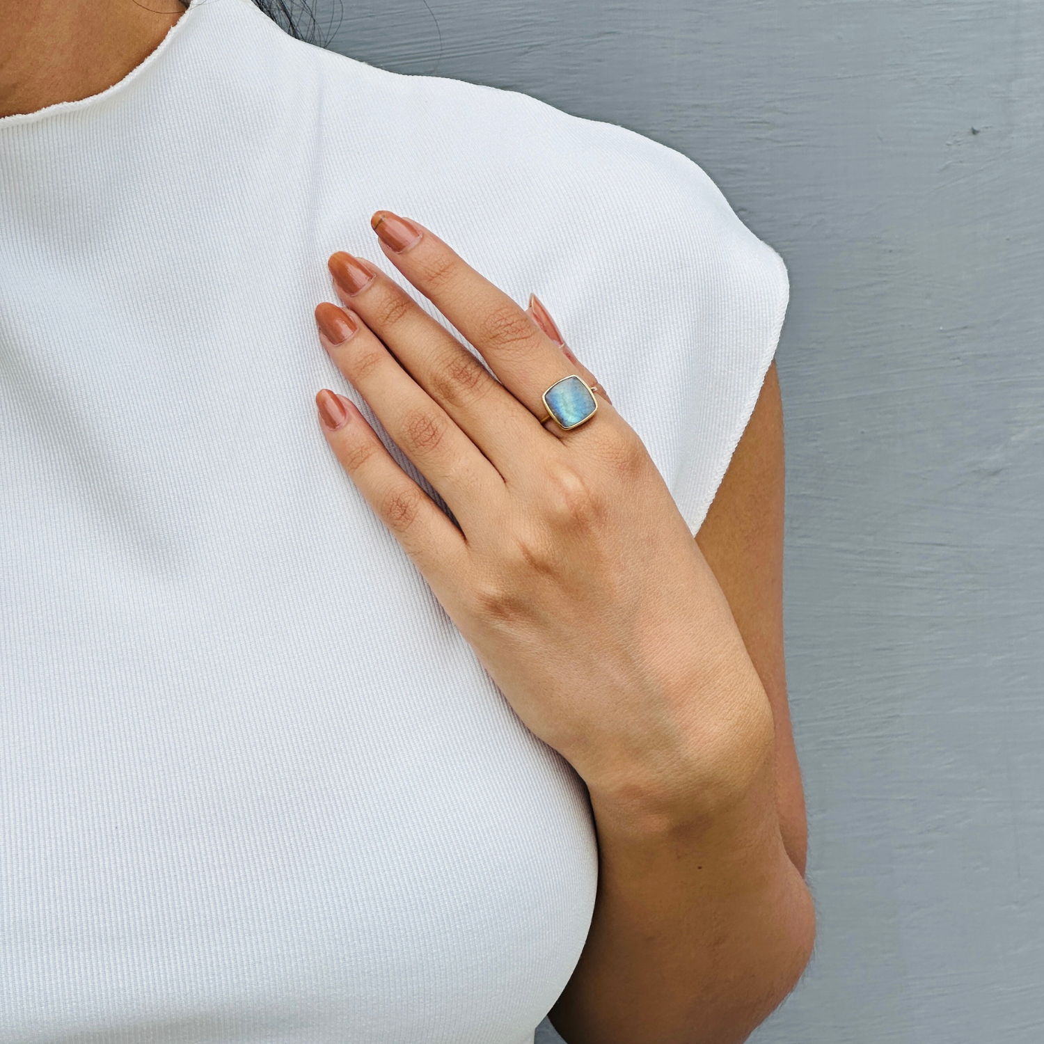 Labradorite Square 18K Gold Ring