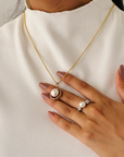Pearl Round 18k Gold Pendant with Diamonds