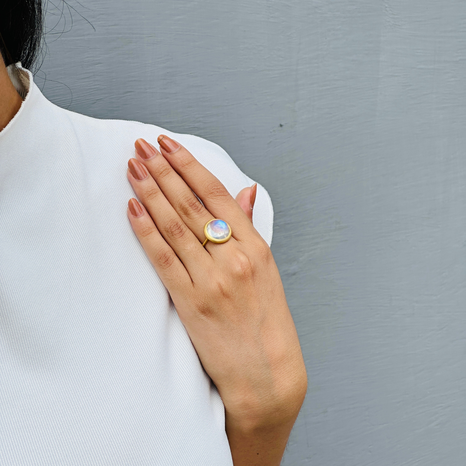 Rainbow Moonstone 18K Gold Ring