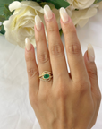 Anillo de diamantes esmeralda