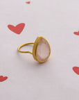 Eclat Rose Quartz Gold Plated Silver 925 Love Ring