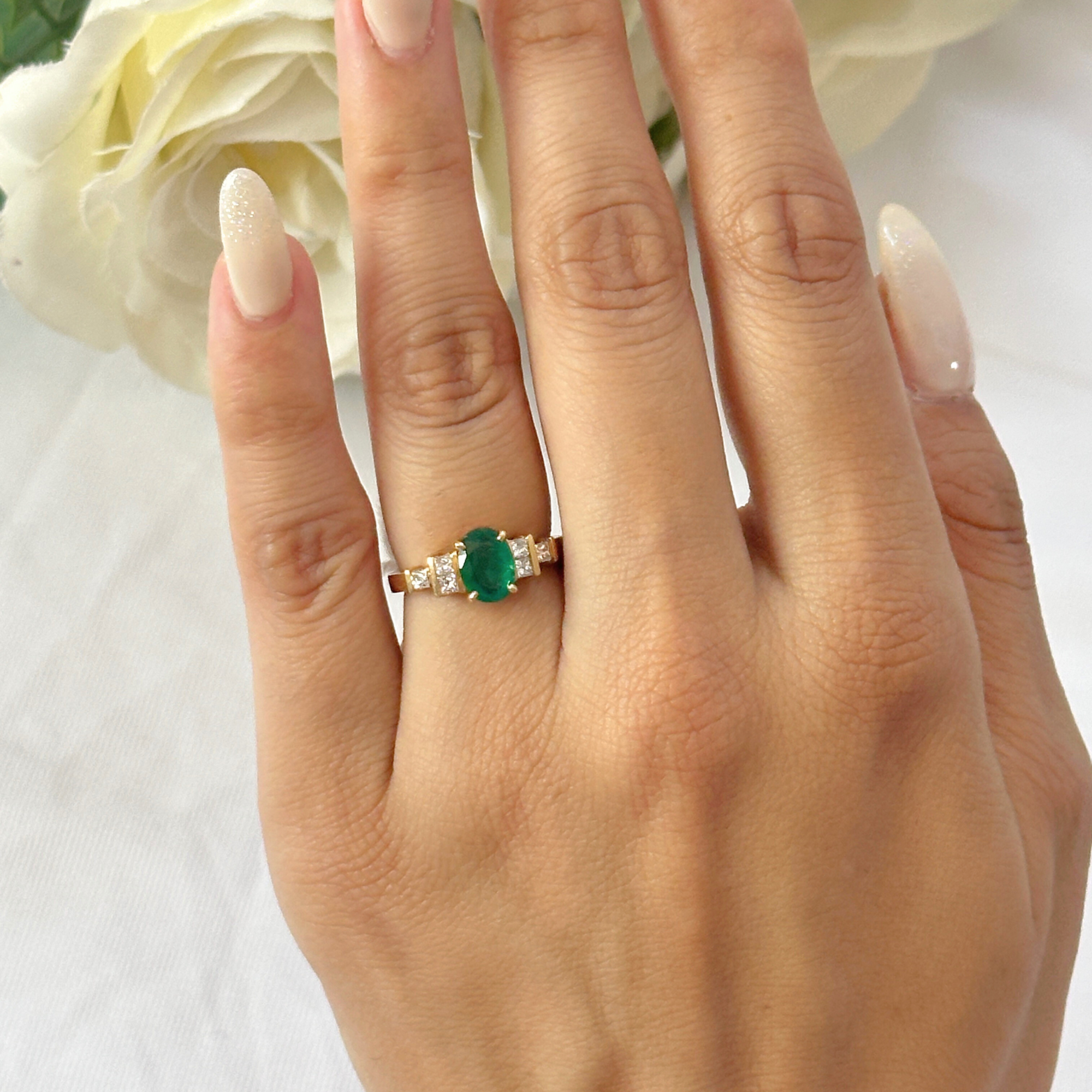Art Deco Emerald & Diamond Ring