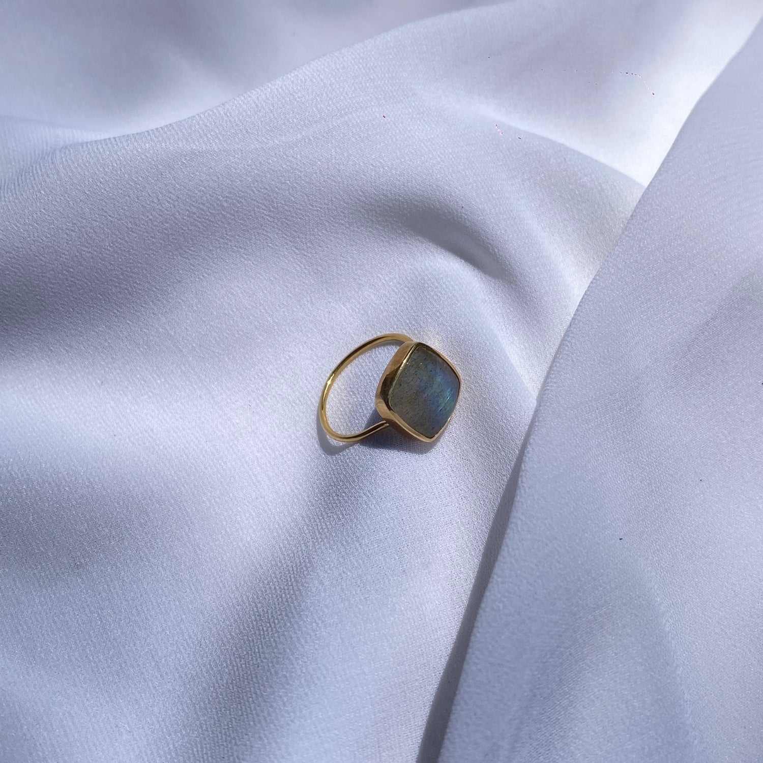 Labradorite Square 18K Gold Ring