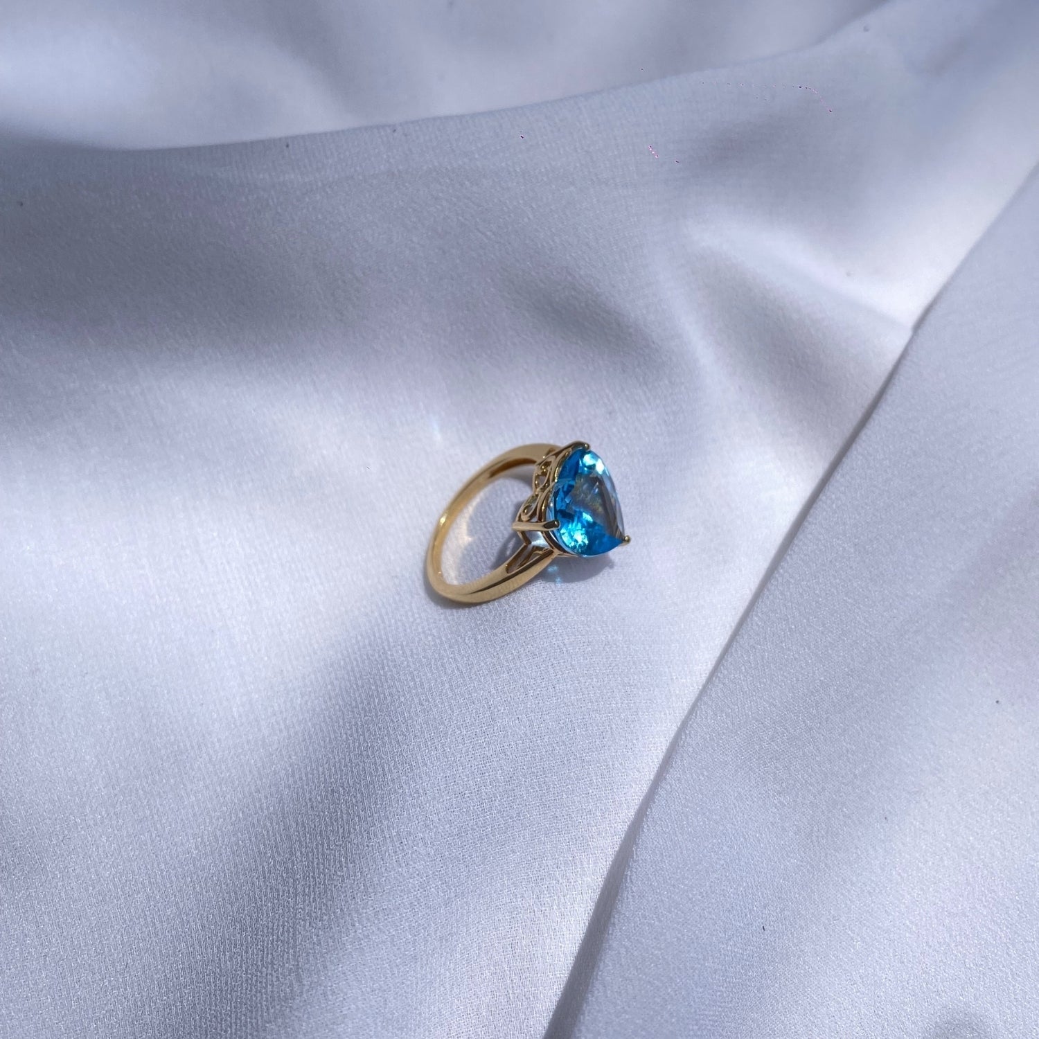 Blue Topaz 14K Gold Ring