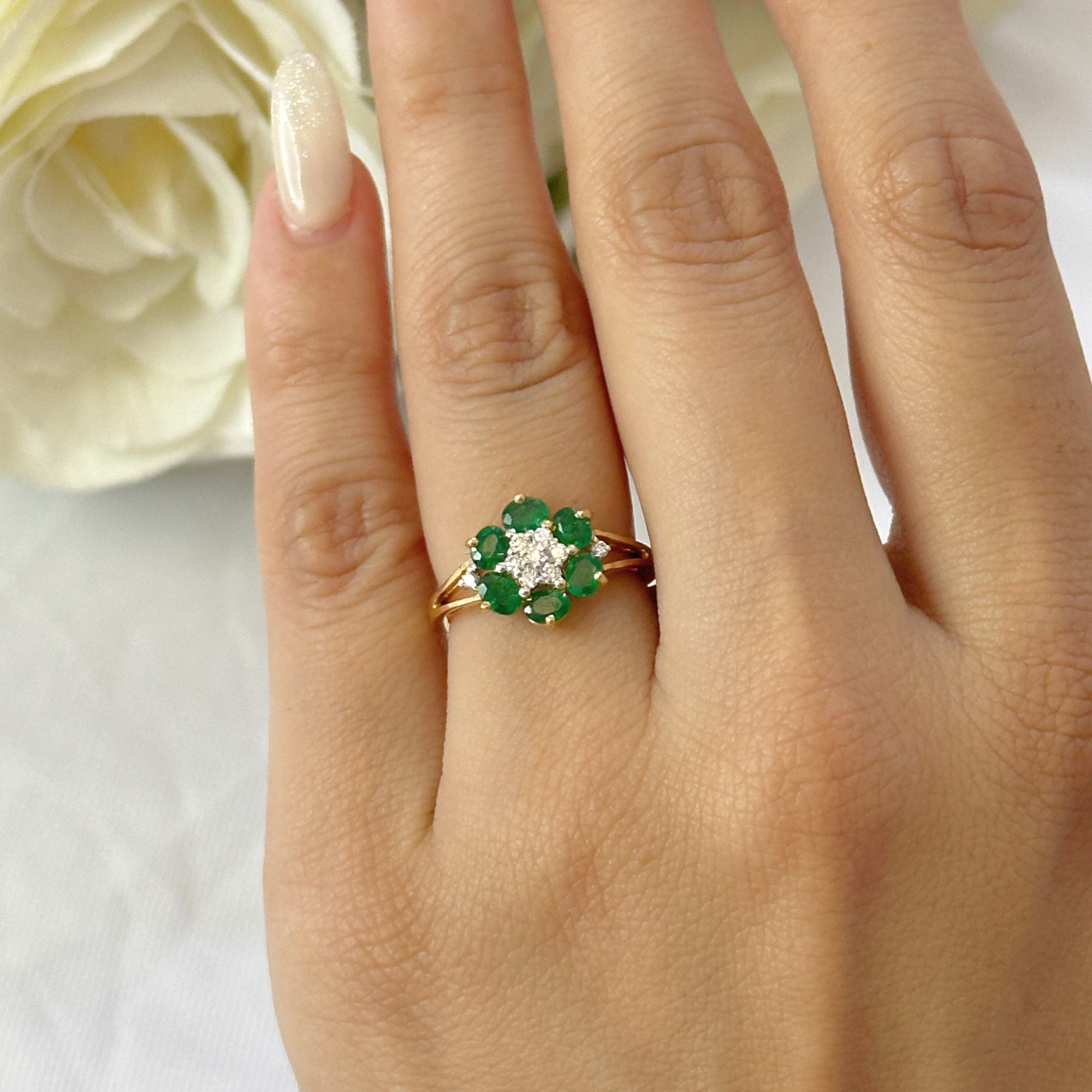 Floral Emerald & Diamond Ring