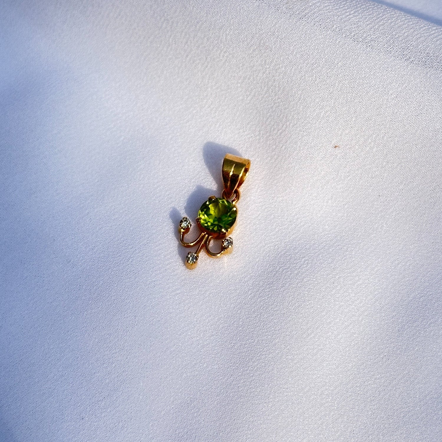 Peridot & Diamond 18K Gold Pendant