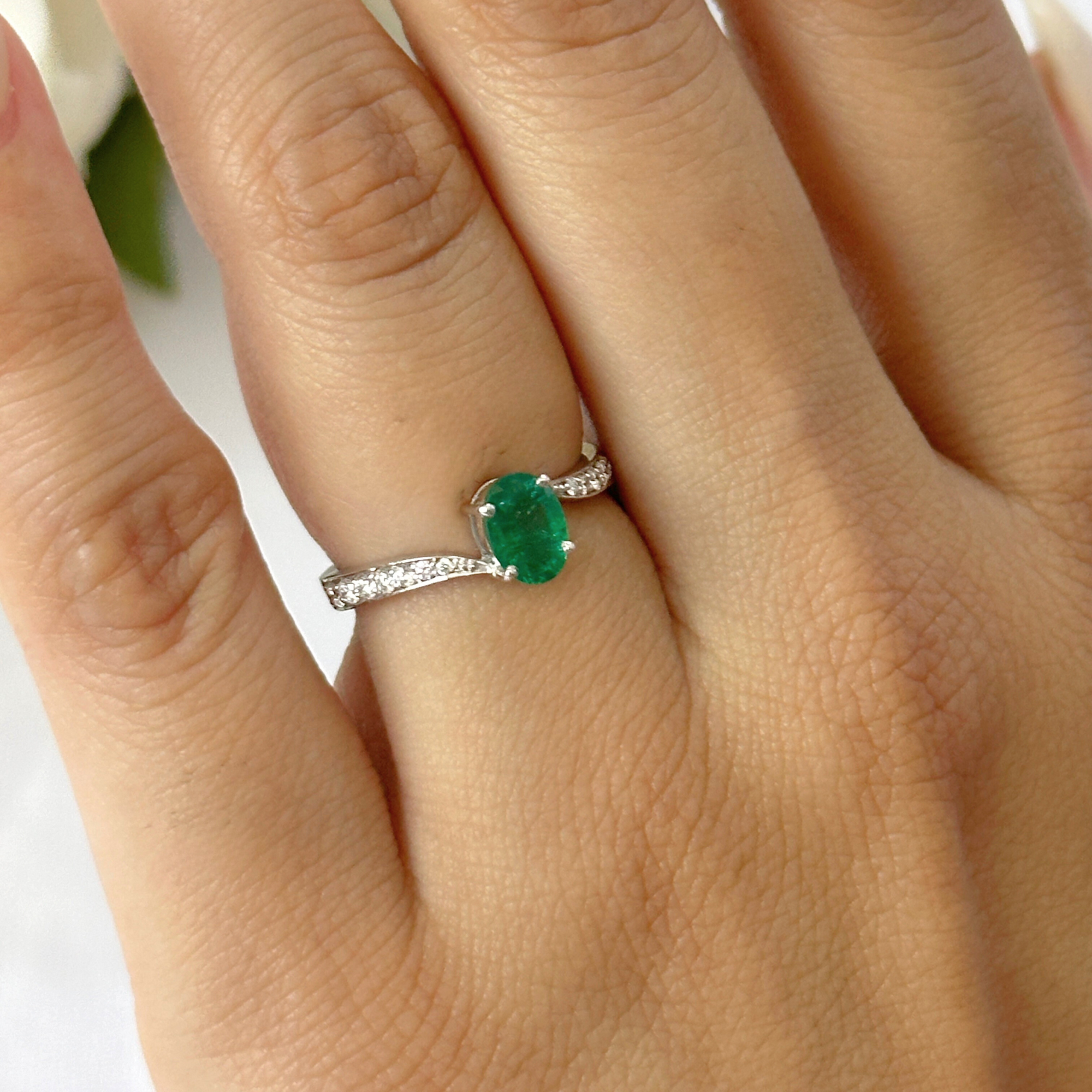 Emerald & Diamond Ring