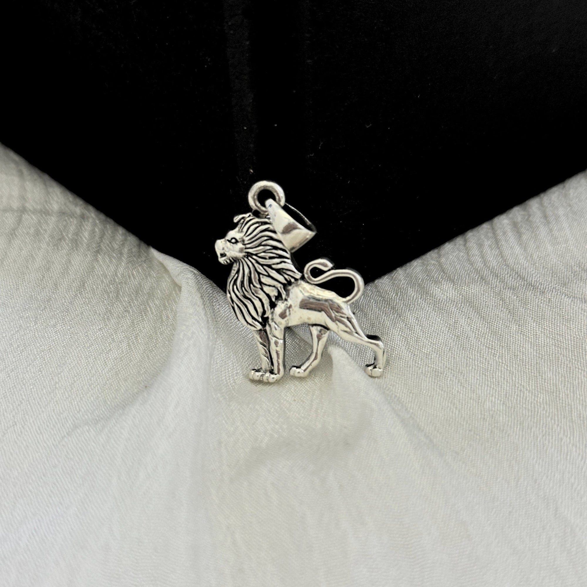 Mufasa Silver 925 Men's Pendant