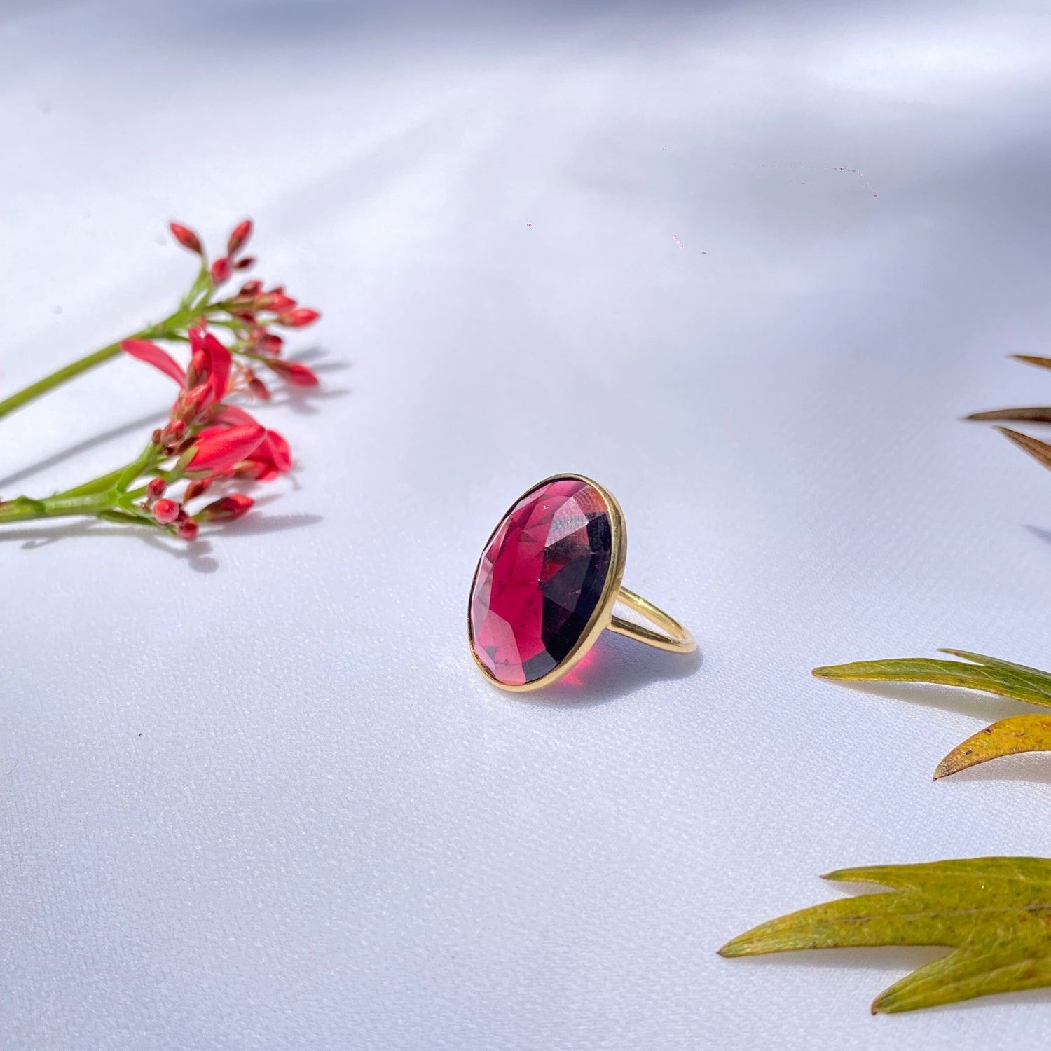 Garnet 18K Gold Ring