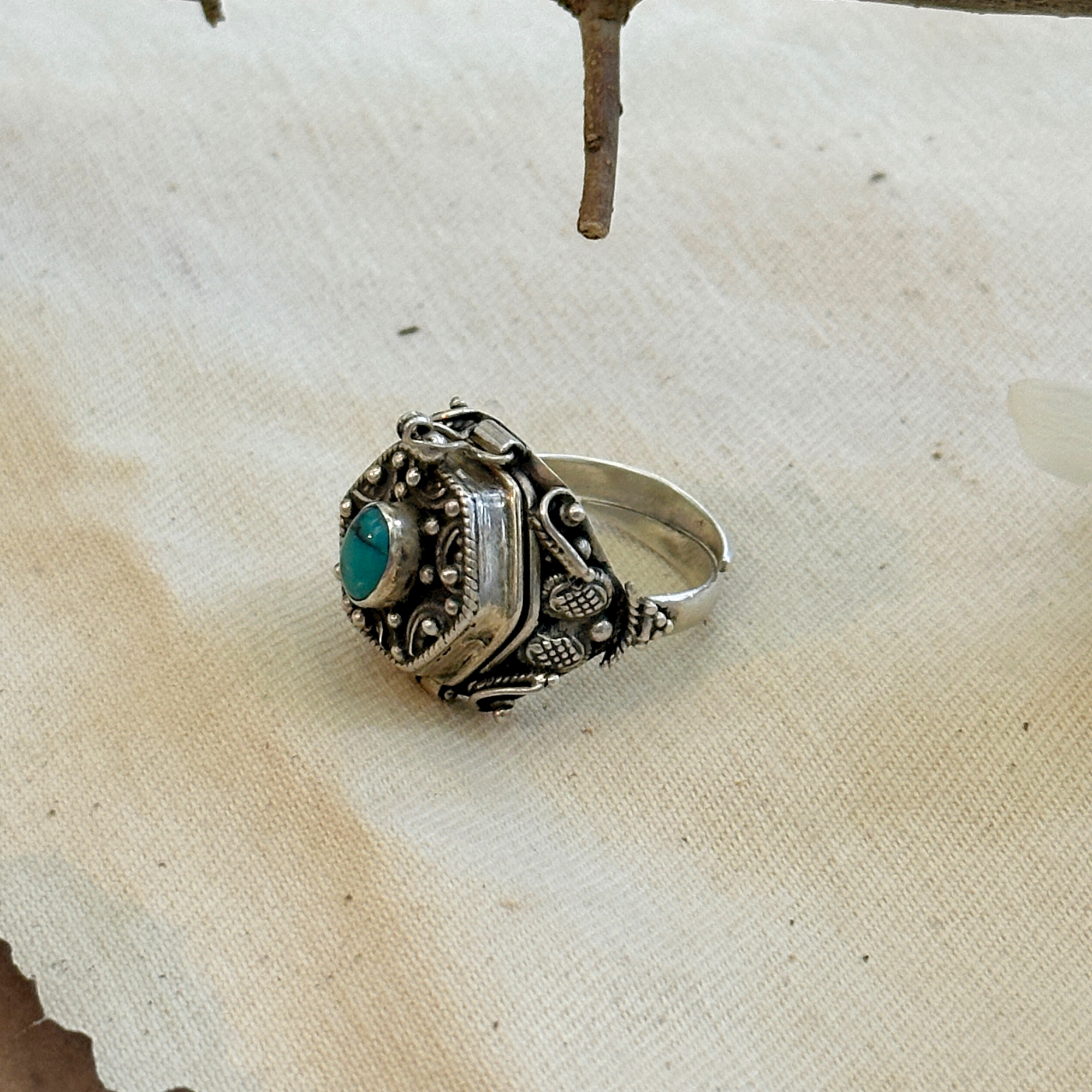 Openable Traditional Turquoise Silver 925 Ring