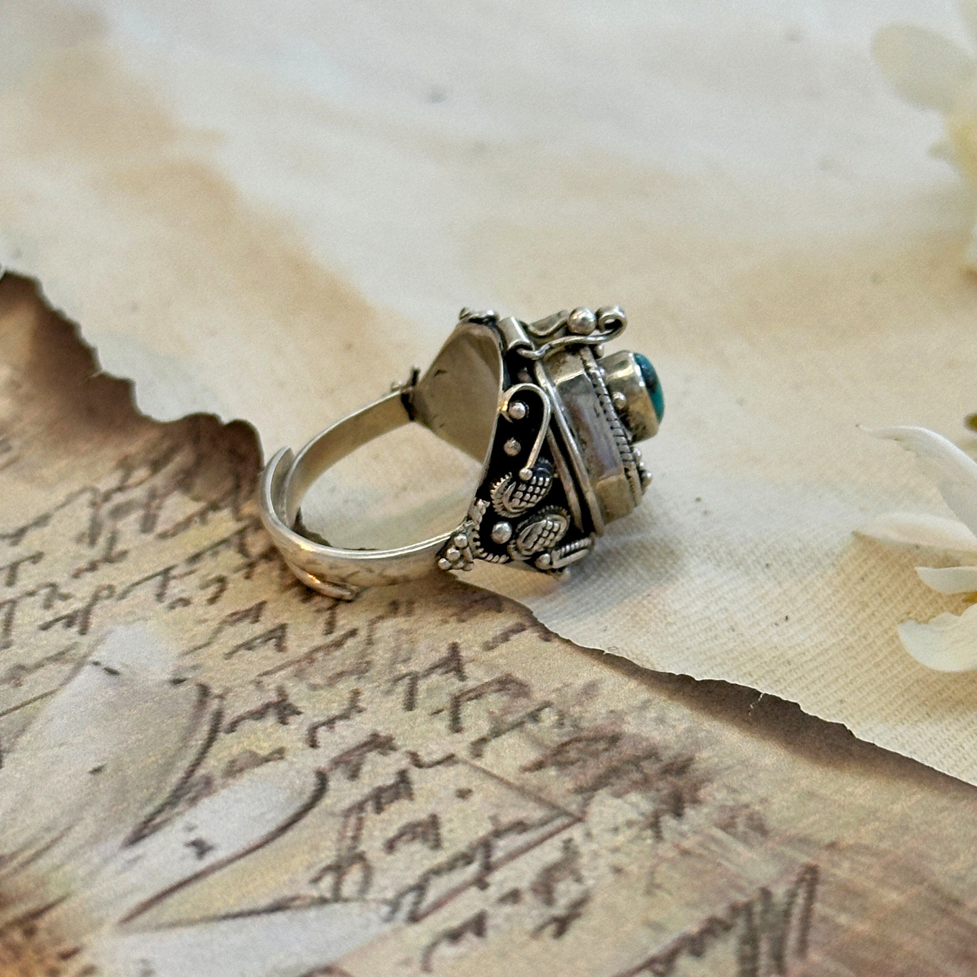 Openable Traditional Turquoise Silver 925 Ring