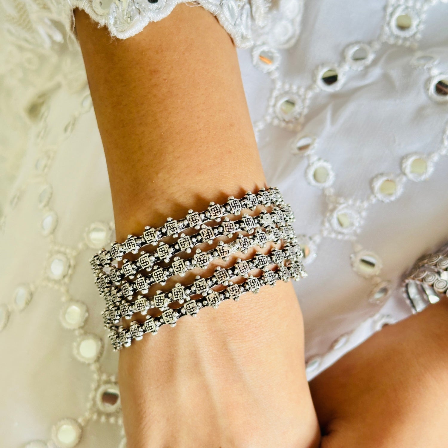 Harini Silver 925 Traditional Bangle