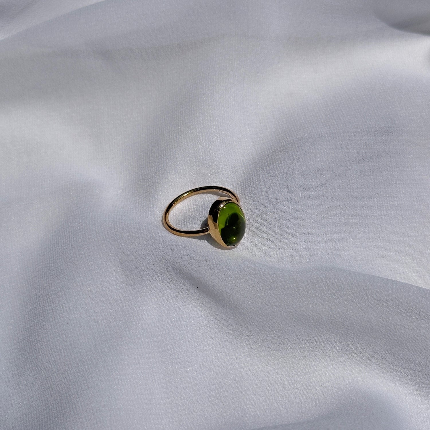 Peridot Oval 18K Gold Ring