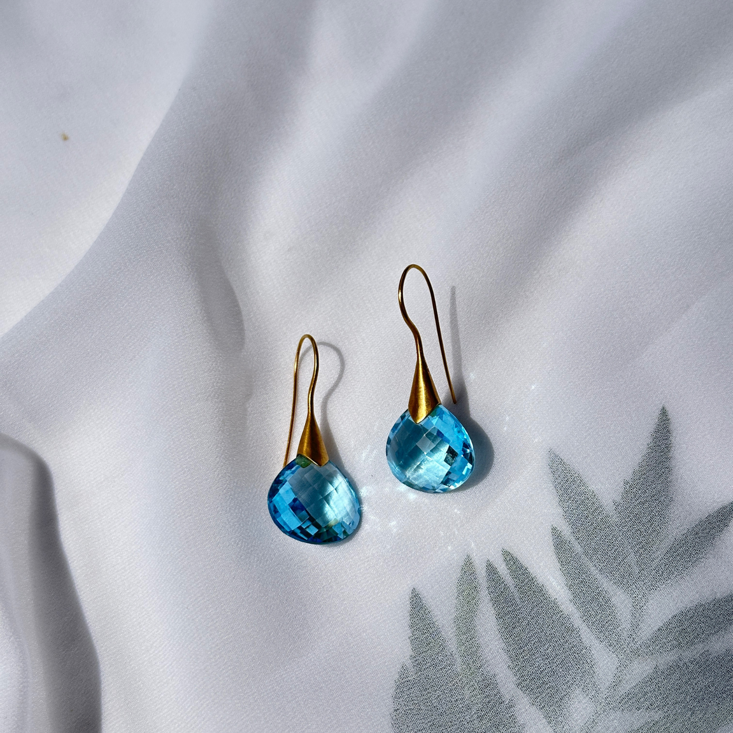Blue Topaz Hanging 18K Gold Earrings