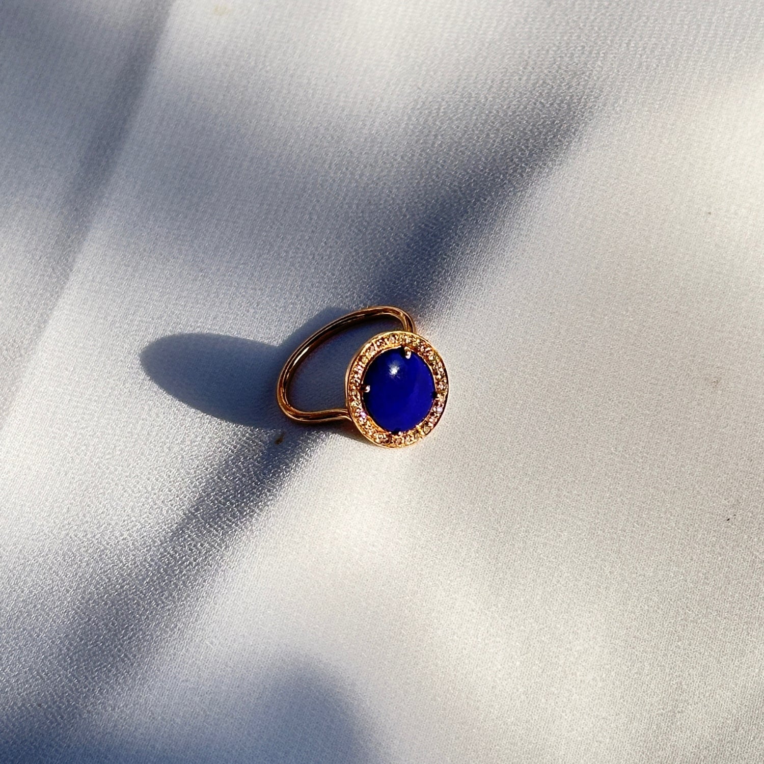 Lapis Lazuli 18K Gold Ring with Diamonds