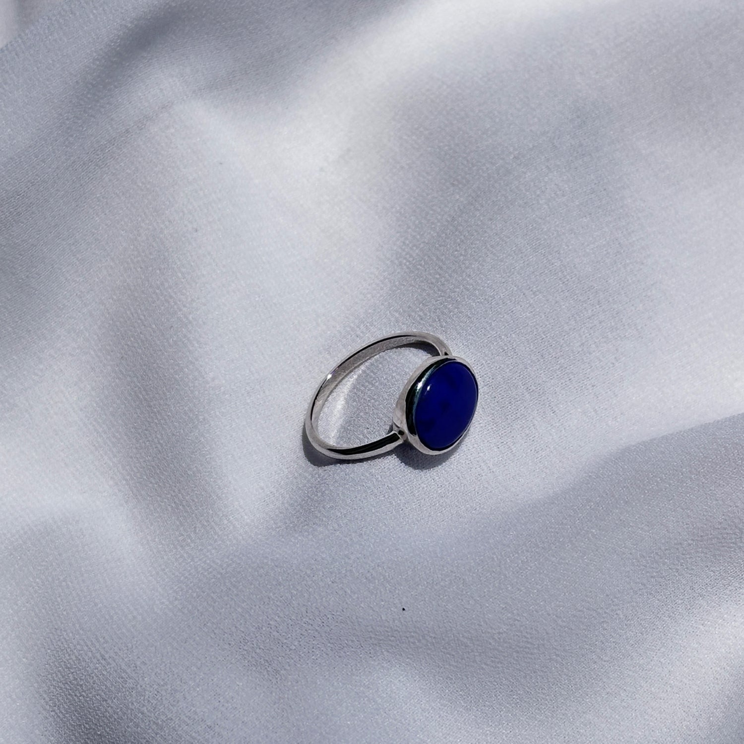Lapis Lazuli 18K White Gold Ring