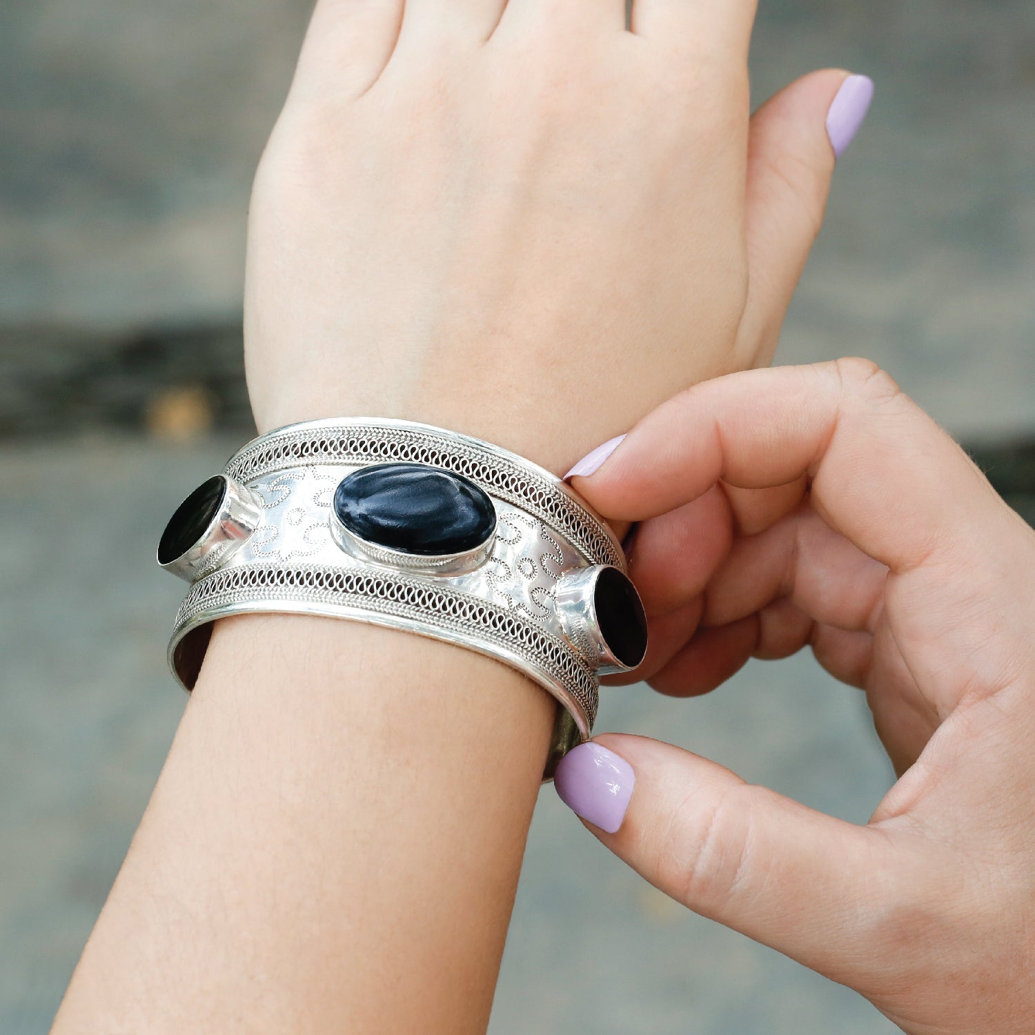 Aamna Lapis/Onyx Silver 925 Bangle