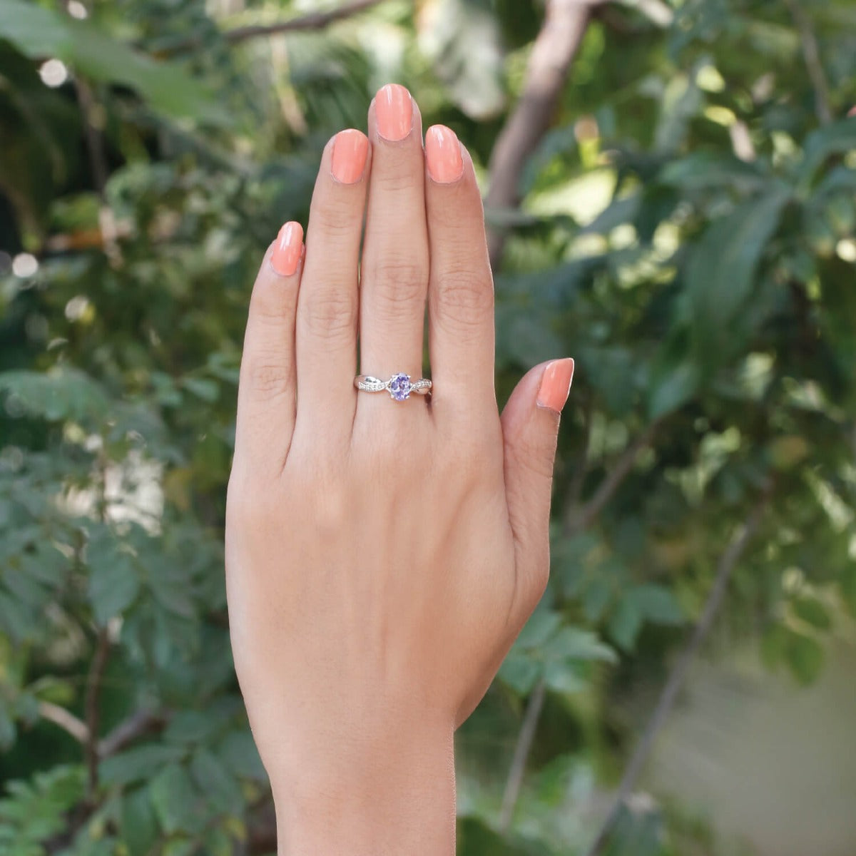Sublime Tanzanite and Diamond 925 Silver Ring