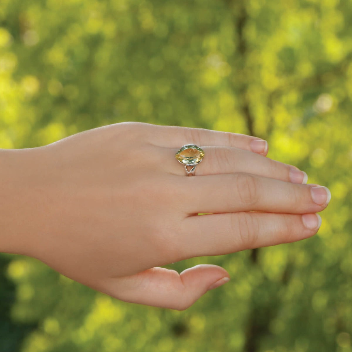 Exquisite Lanceolate Shaped Lemon Quartz Silver 925 Ring