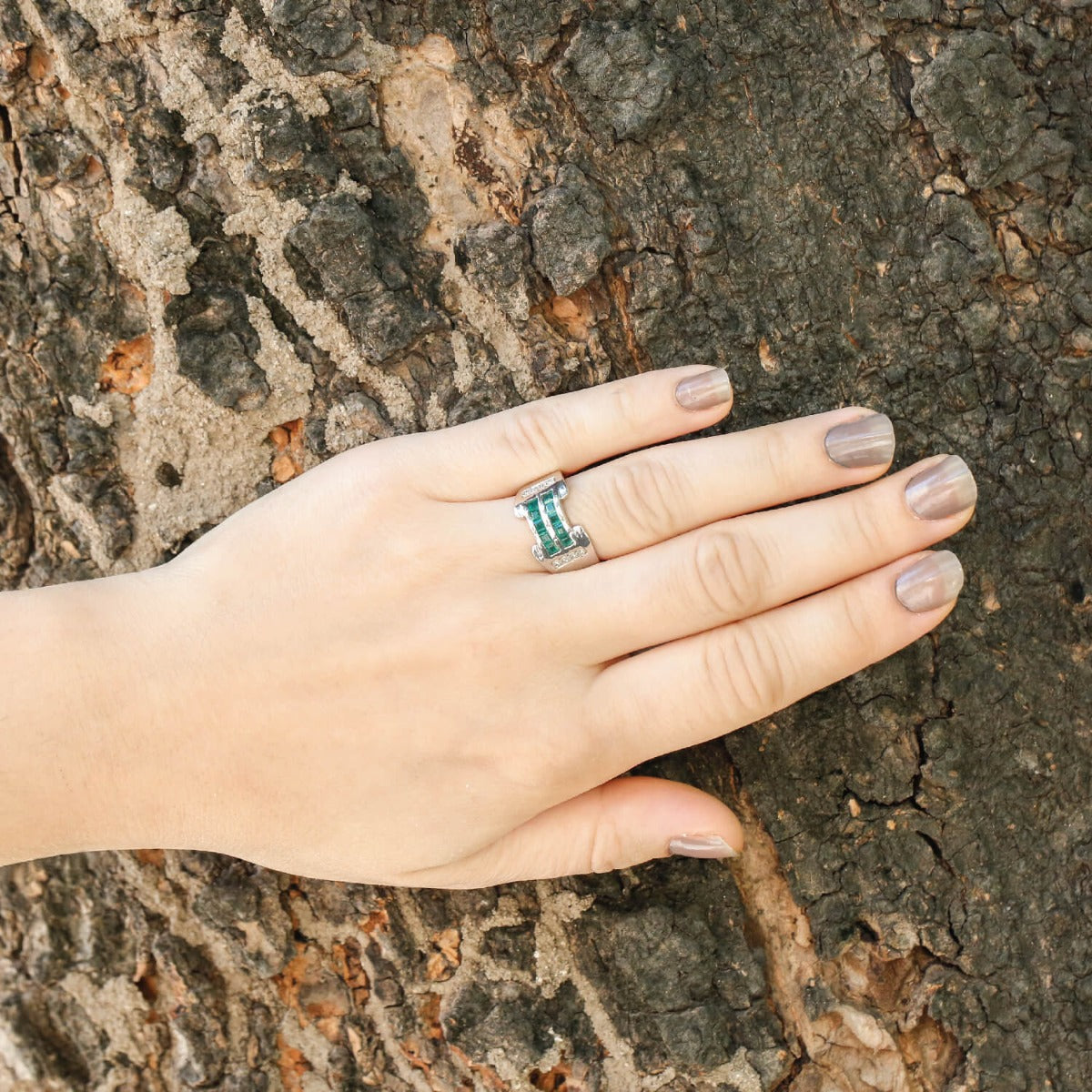 Emerald ring, silver emerald ring, emerald silver ring, green ring, green silver ring, silver green ring, silver ring, sterling silver ring, diamond ring, silver diamond ring, diamond silver ring, white ring, white silver ring, silver white ring, green &