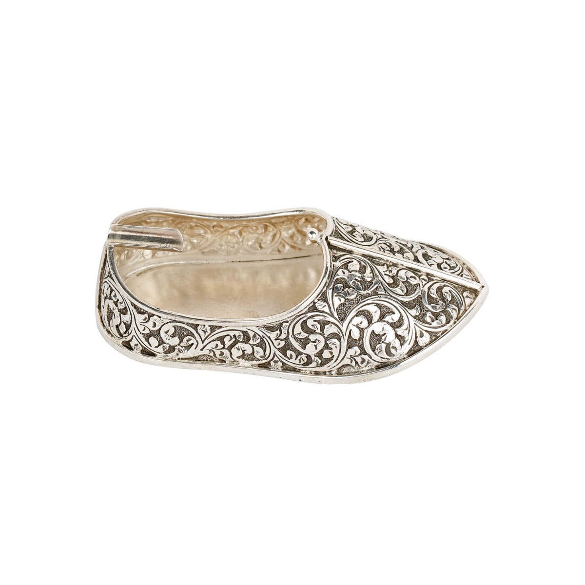 Lamp, sterling silver jewelry box, Artifacts, Silver, handbags, clutches, purse, Candle stands, pooja, Pink, Green, Diwali, Festival, Box, Silver box, Oval box, Square box, Round box, Leaf box, drum, Sitar, Music instruments, Showpiece, Frames, Memories,