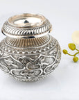Yahvi sterling silver pot