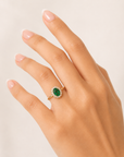 Eoun Emerald  Ring