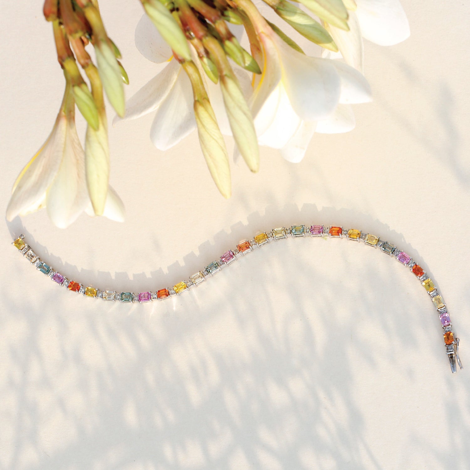 Gemstoone  color stone bracelet