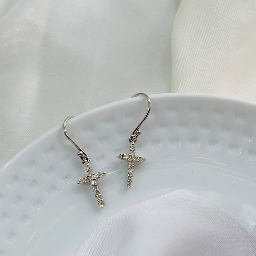 Modern stylish Glitzy Diamond Silver 925 Earrings