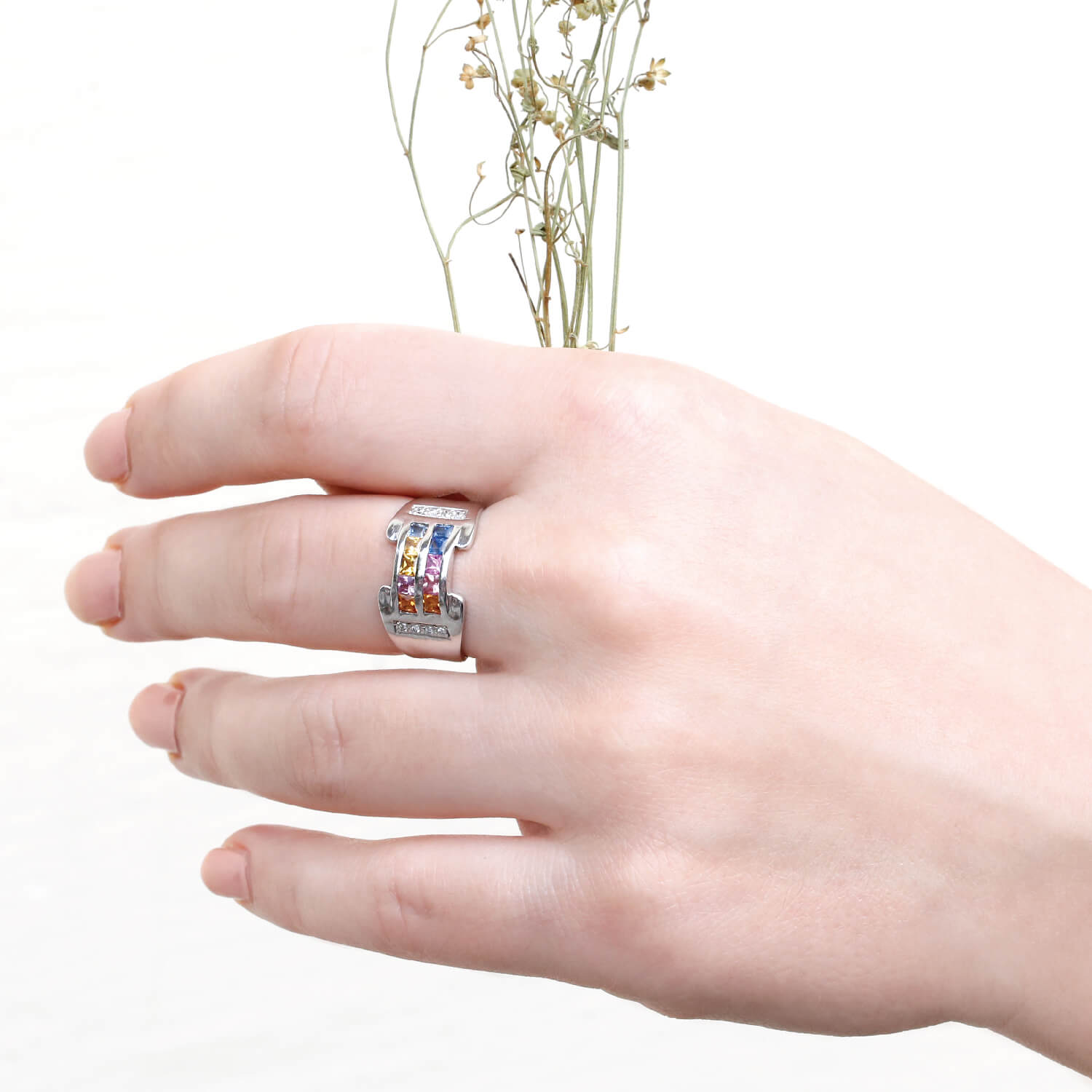 Multi sapphire and diamond studded ring